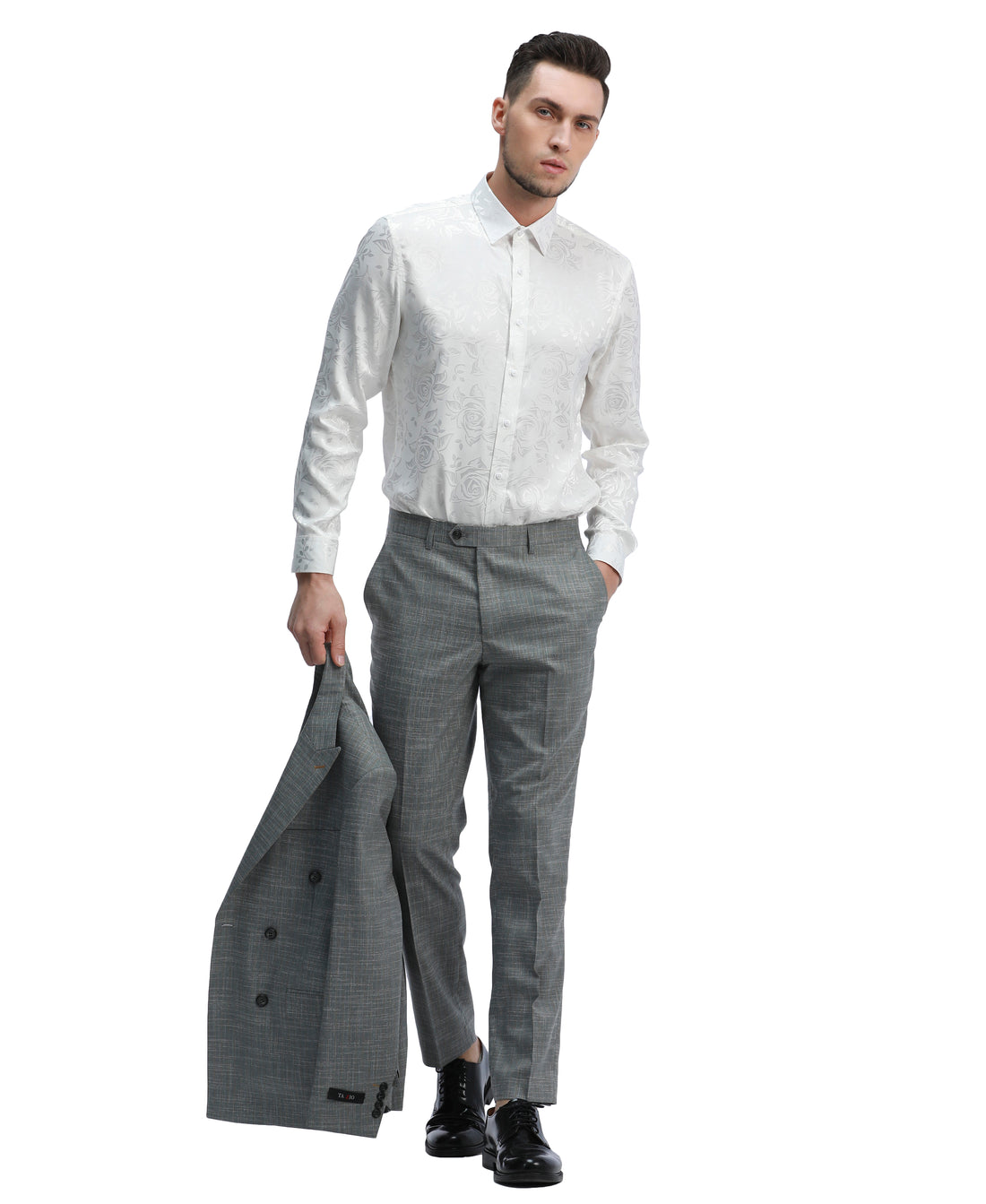 Tazzio Men's Grey 2-Piece Double-Breasted Pinstripe Peak Lapel Suit